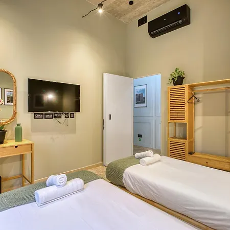 Charming Restored Townhouse With Rooftop Terrace & Bbq - Apartament Attard